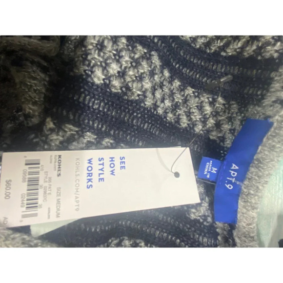 Gray and Blue plaid Cardigan‎ sweater - Picture 3 of 5